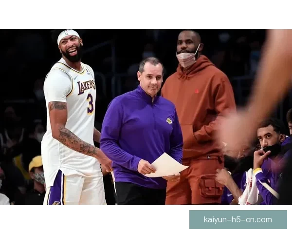 浓眉左手掌恢复良好 本月底接受复查有望本季复出